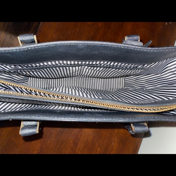 Kate Spade Purse - Picture 5 of 6